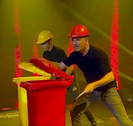 TRASH TRASH