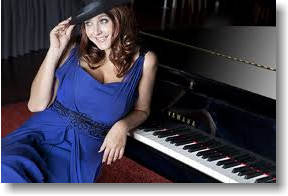Sascha Dupont pianist til festen sangen event spisning middagen