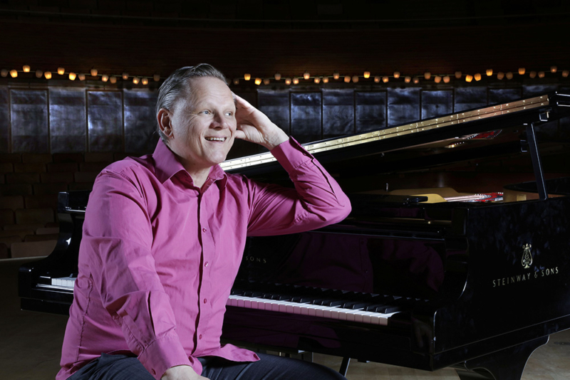 sigurd-barrett-solist-pianoshow-bjoernetime-booking