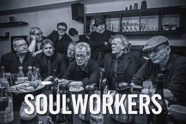 Soulworkers er 9 mand og en diva