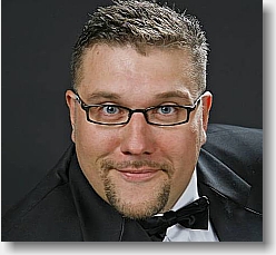 Amin Jensen booking af karftig komik Amin Jensen booking af karftig komik